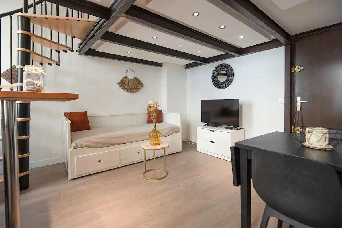 マルセイユLoft Tout Equipe Au Coeur A Cote Du Vieux Portアパートメント エクステリア 写真